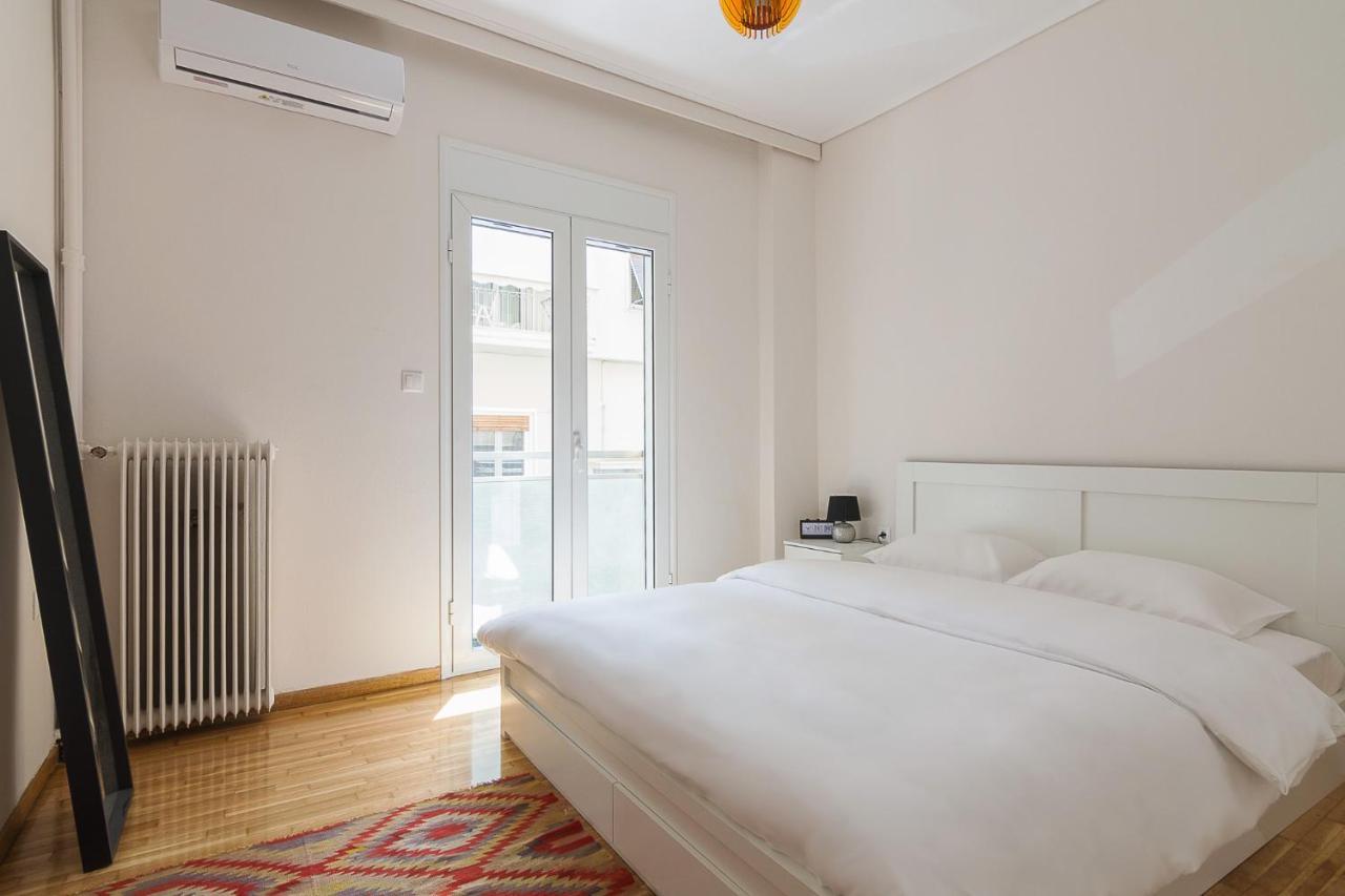 A Modern 2-Bedroom Apartment Near Areios Pagos Athen Eksteriør billede